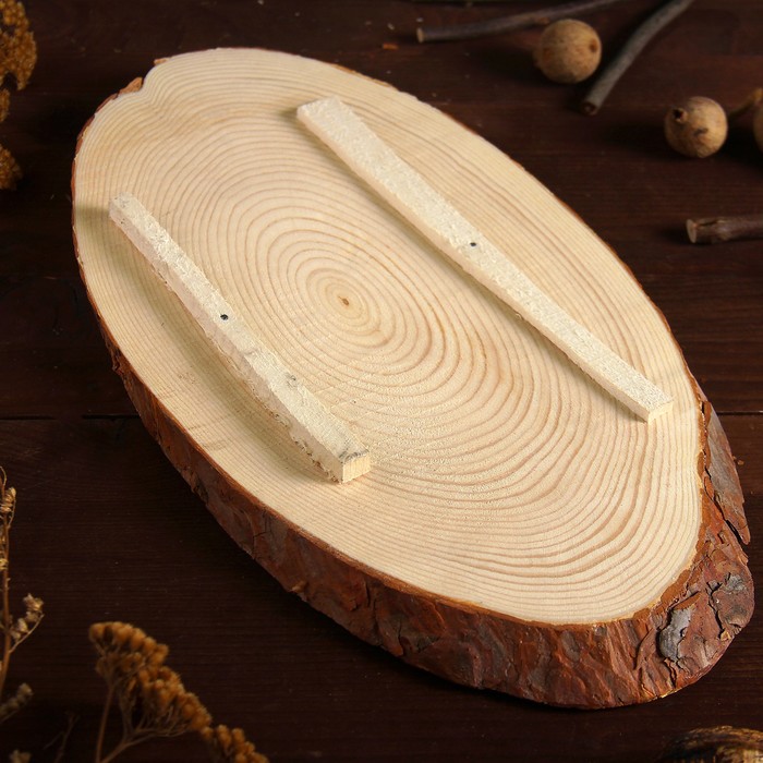 Спил сосны косой, шлифованный с одной стороны, 21х43см, толщина 1,5см