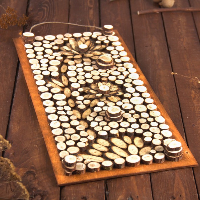 Панно "Лотос" 50х25см (спил кедра на можжевеловом срезе)