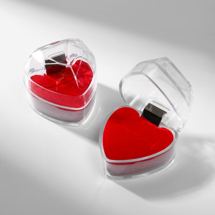 фото Коробочка подарочная под кольцо "сердце", 4*4, цвет прозрачный, вставка красная