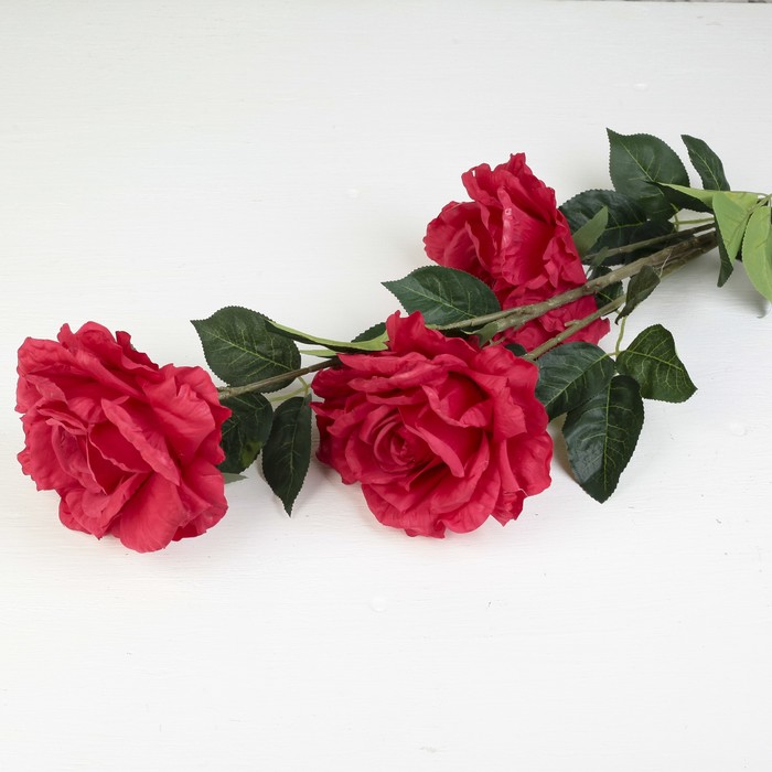 Цветы искусственные "Три пышных розы" 14*110 см, красный