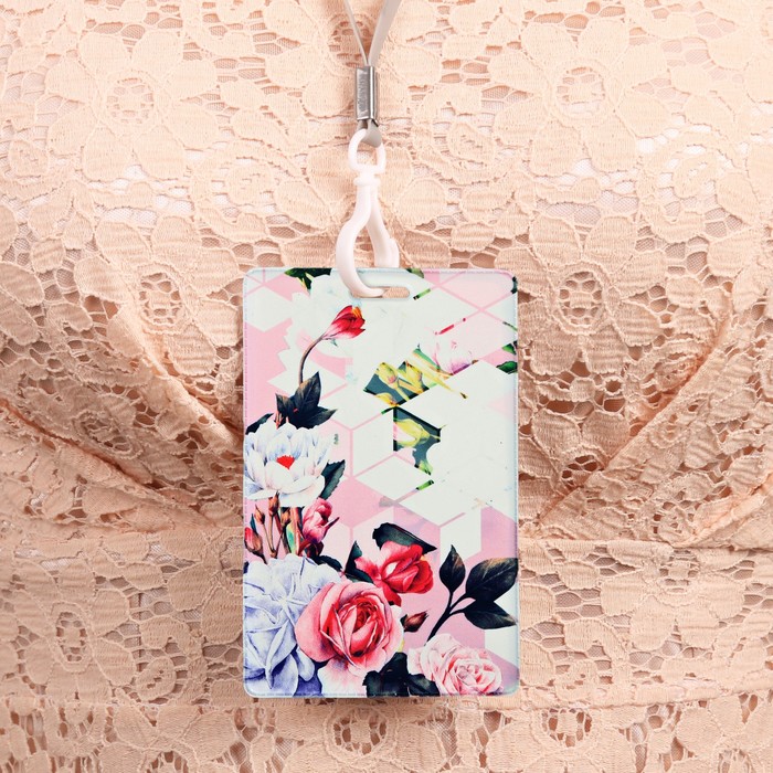 Чехол для карточек и бейджа «Цветы», 6,8 х 10,5 см