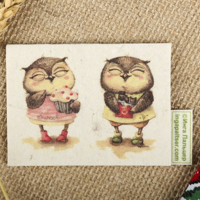 Магнит из войлока "Совы-сладкоежки" с авторскими рисунками Инги Пальцер