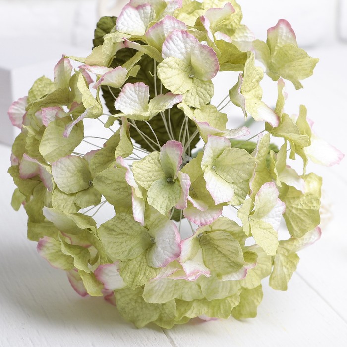 Искусственный цветок "Большая гортензия" зелёная 45 см