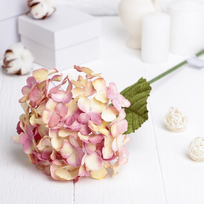 Искусственный цветок "Гортензия"  нежная 45 см