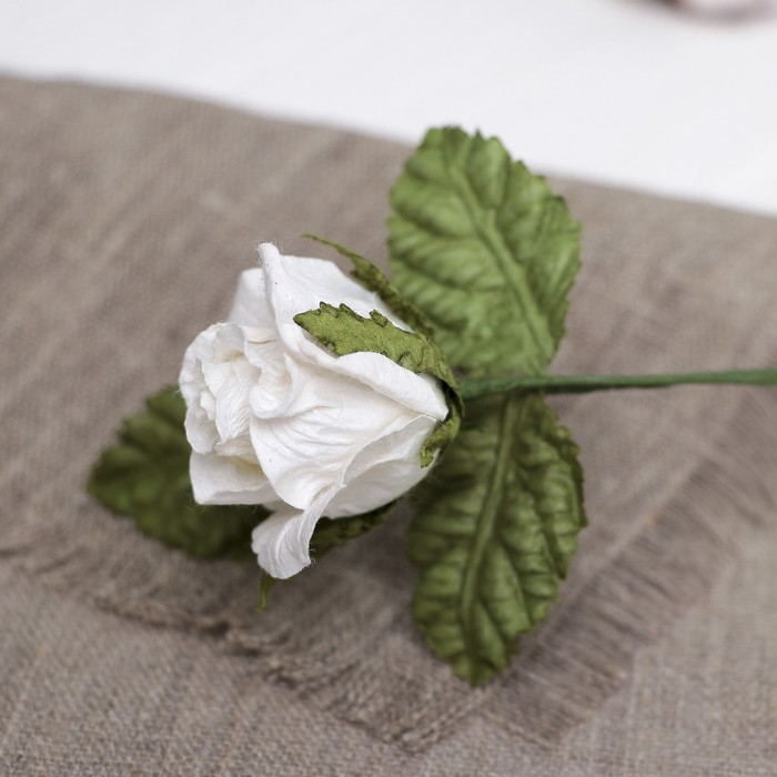 Искусственный цветок "Мини роза" белая 32 см