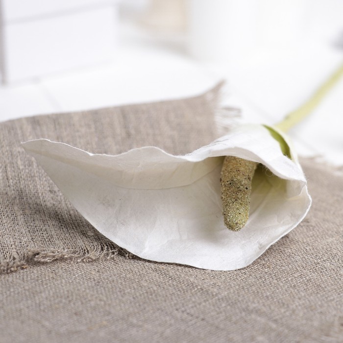 Искусственный цветок "Калла" белый 46 см