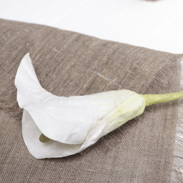 Искусственный цветок "Калла" белый 46 см