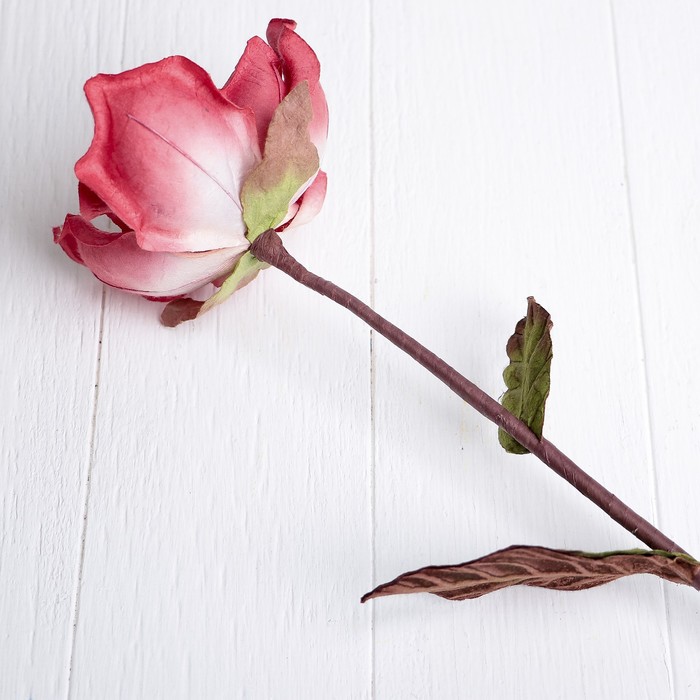 Искусственный цветок "Магнолия" красная 70 см