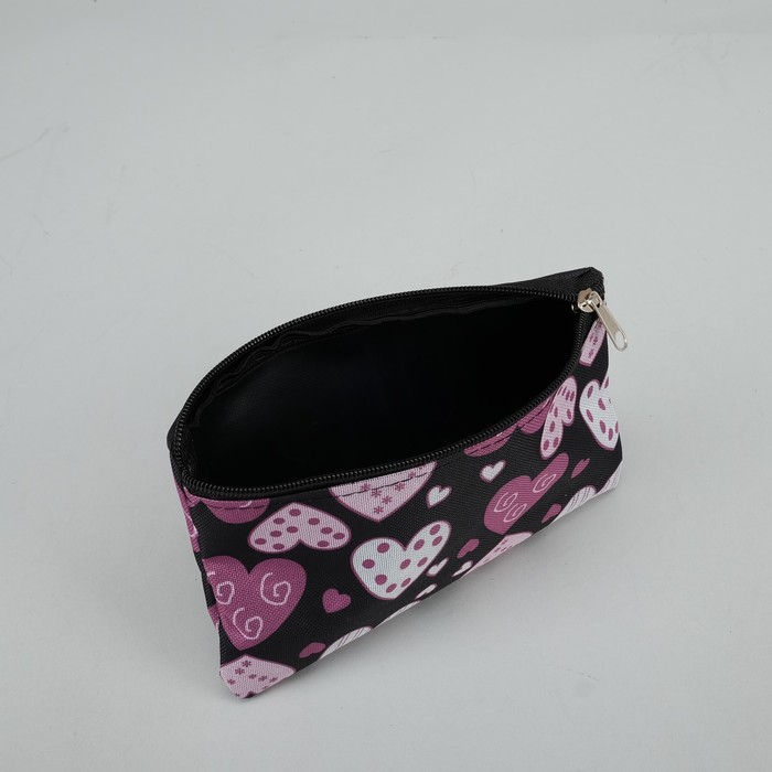 Сумка летняя с косметичкой "Сердечки", отдел на молнии, цвет чёрный