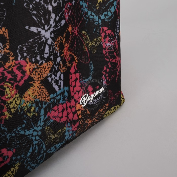 Сумка летняя с косметичкой "Бабочки", отдел на молнии, принт чёрный/цветной