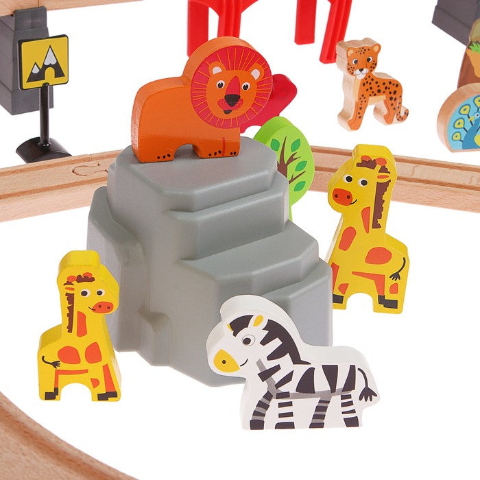 Железная дорога "Дорога со зверятами", поезд на батарейках