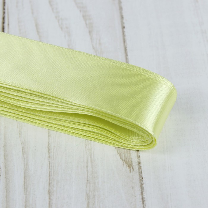 Лента атласная, 25мм, 5,4м, №009, цвет светло-жёлтый