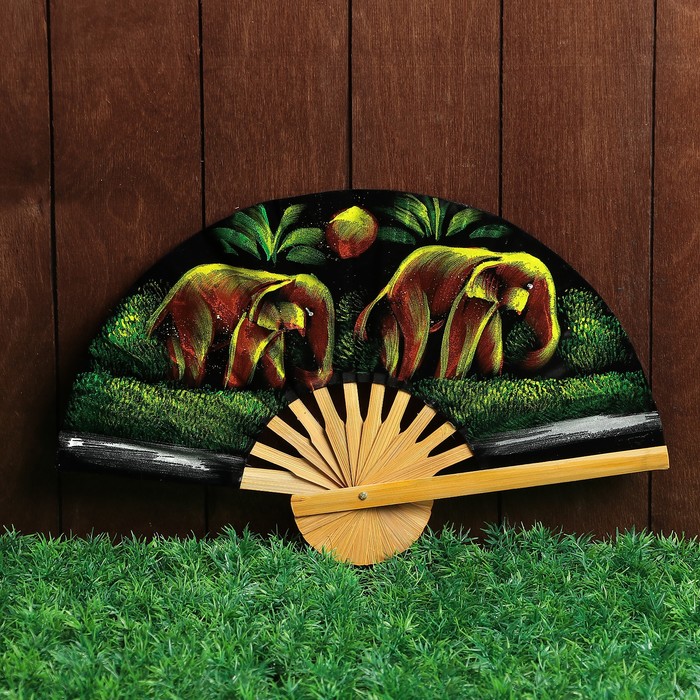 Веер бамбук с блестками "Два слоника друг за другом" 25 см