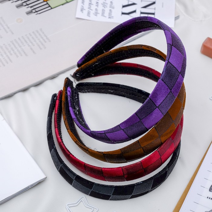 Ободок для волос "Космея" 2,5 см клетка бархат, микс