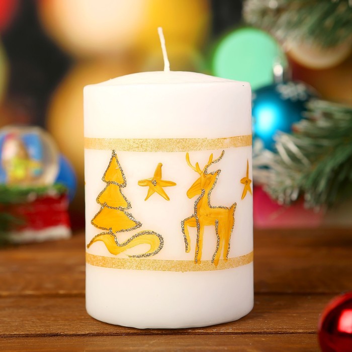 Свеча цилиндр "Лесной олень" с ручной росписью, белая, 10х7см