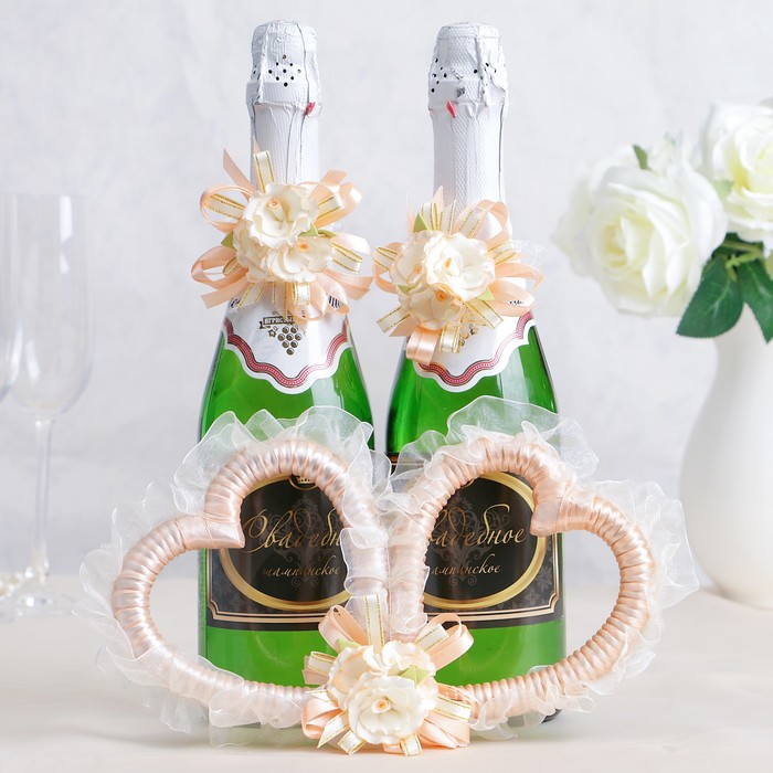 Набор украшений для шампанского "Сердца двух", персиковый