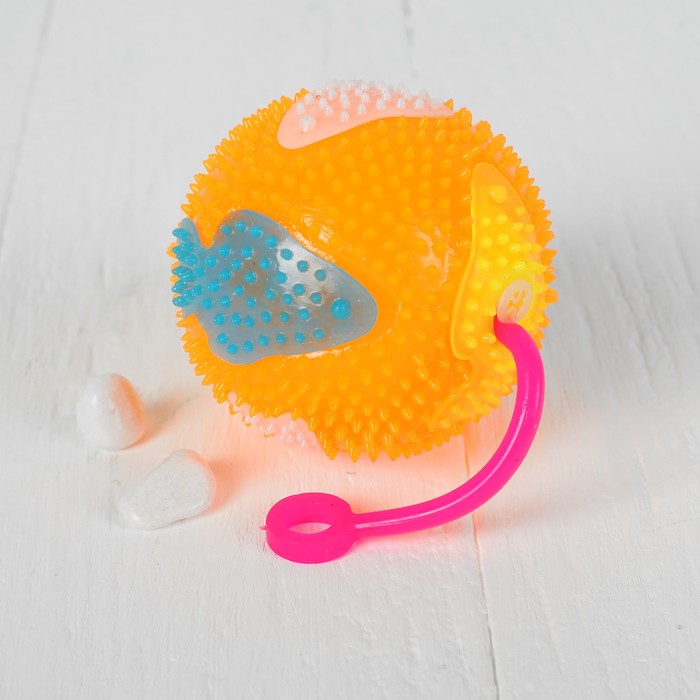 Мяч световой "Рыбка" с пищалкой на резинке, 7.5 см, цвета МИКС