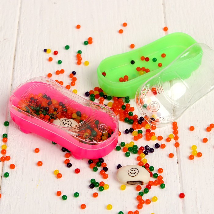 Растущие игрушки "Руны" с гидрогелем в машинке