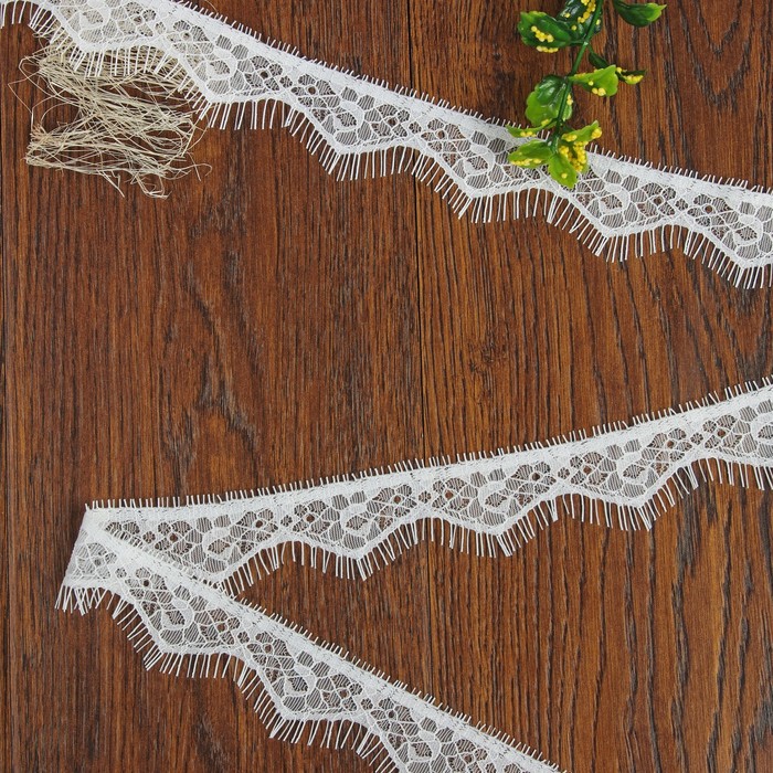 Кружево реснички, 38мм, 9±1м, в бобине 3 ленты, каждая по 3 метра, цвет белый