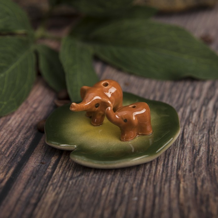 Подставка под благовония "Два слоника" 6,5х6,5х2,5 см