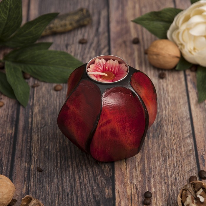 Подсвечник из мангового дерева "Вырезы" 10х10х10 см