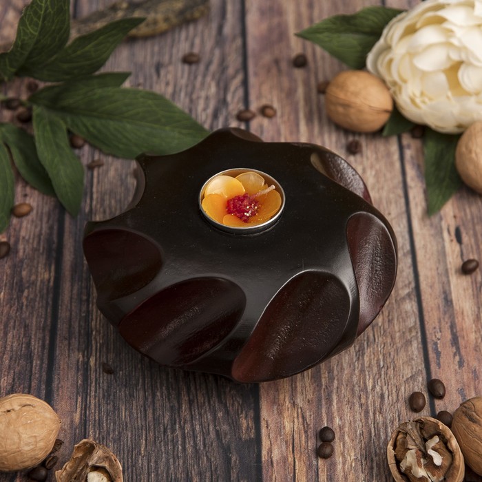 Подсвечник из мангового дерева "Грация" 15х15х8 см