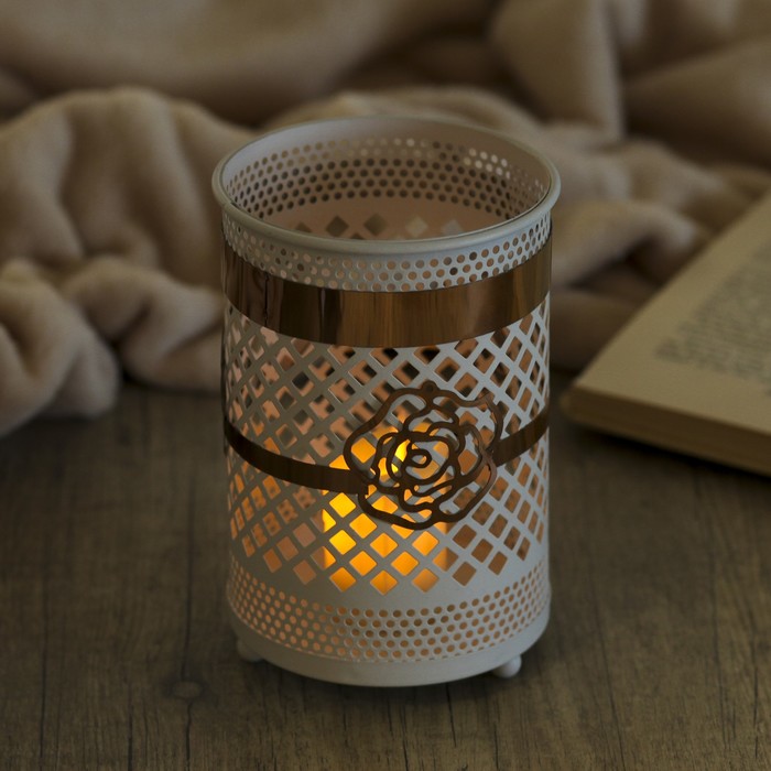 Подсвечник металл на 1 свечу "Золотая роза" 15х10х10 см