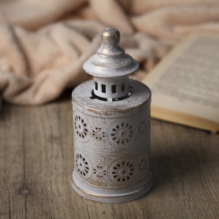 Подсвечник металл на 1 свечу "Арабеск" золотая патина на белом 17,5х8,5х8,5 см