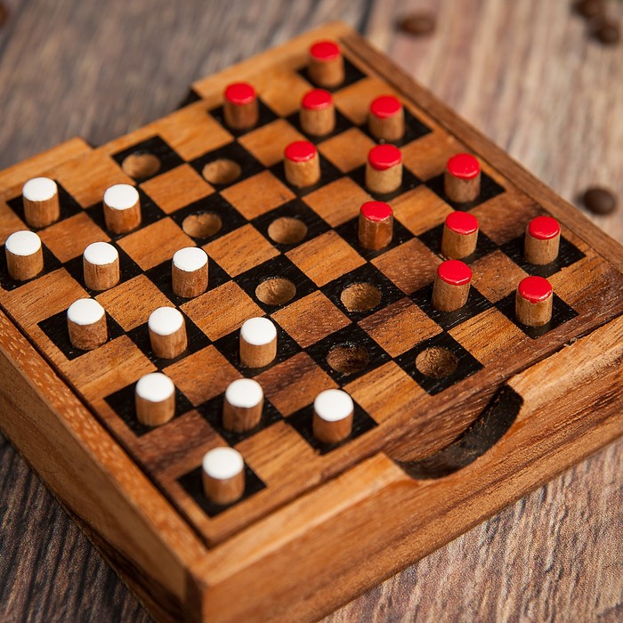 Игра дерево "Шашки" 11,5х11,5х3,5 см