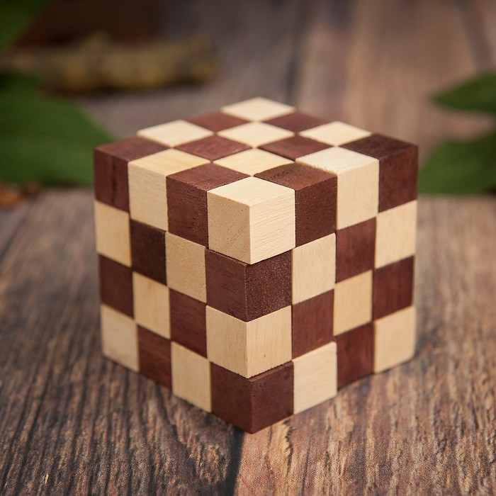 Головоломка дерево "Кубик коричневый" 6х6х6 см