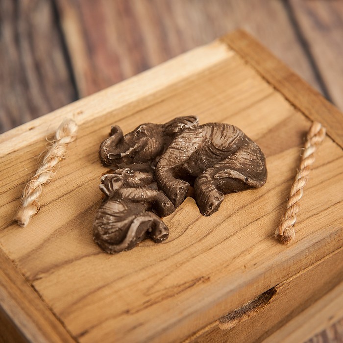 Шкатулка дерево "Слоны на белом" 11,5х8х6 см