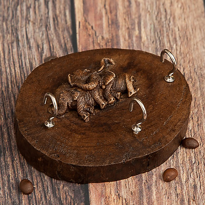 Ключница дерево "Слоники" круг 11,5х12,5х2 см