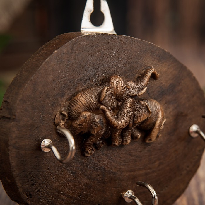 Ключница дерево "Слоники" круг 11,5х12,5х2 см