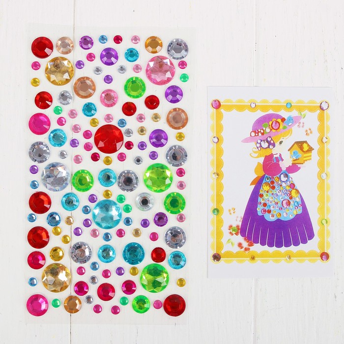 Аппликация круглыми стразами "Девчушка с домиком"