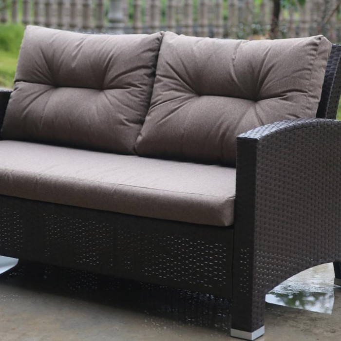Диван из искусственного ротанга двухместный