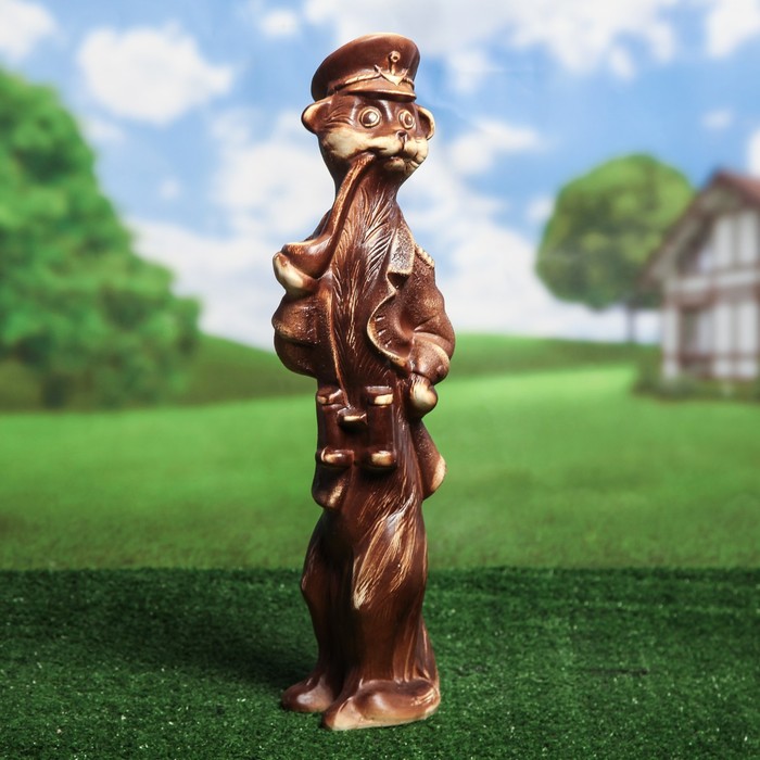 Садовая фигура "Суслик Капитан" шамот