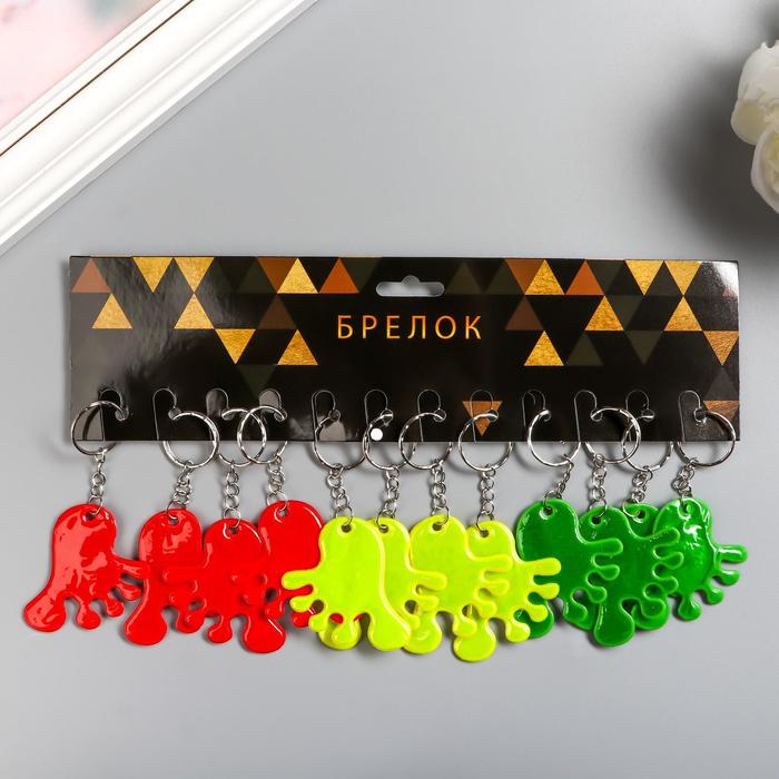 Брелок пластик светоотражающий "Ножка" МИКС 6,2х3,7 см