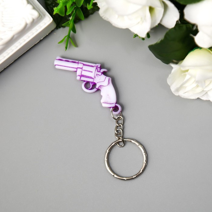 Брелок пластик "Пистолет" цветной МИКС 4,5х3 см