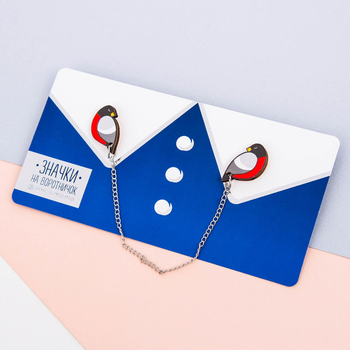 Значки на воротничок с цепочкой "Снегири"