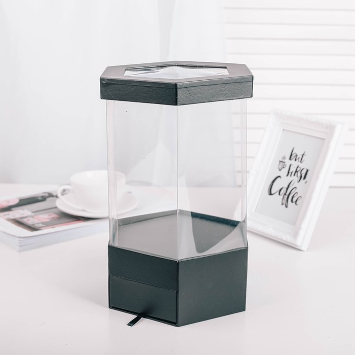 Коробка подарочная, чёрный, 17 х 17 х 32,5 см