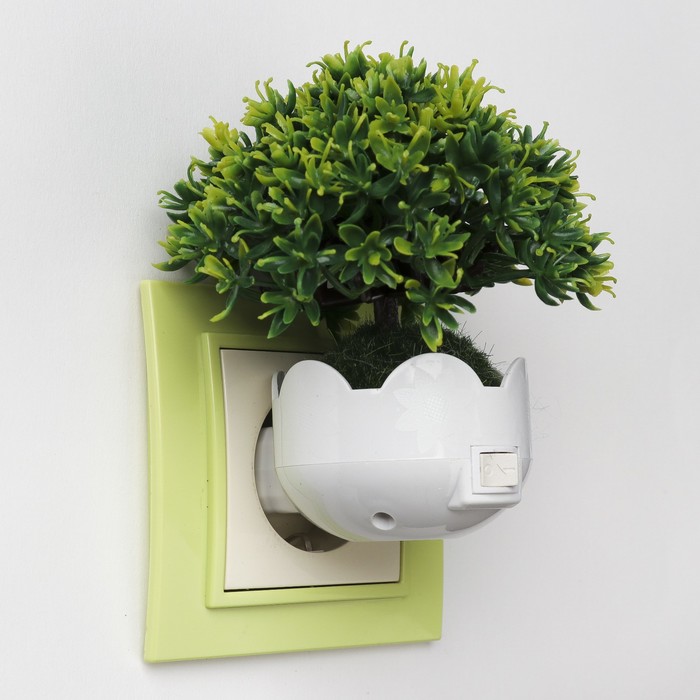 Ночник "Зелень" 6хLED от сети 220В МИКС 10х9х11см