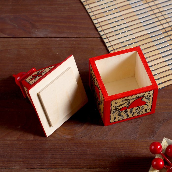 Солонка «Башенка», малая, 6,5×6,5×14 см, мезенская роспись