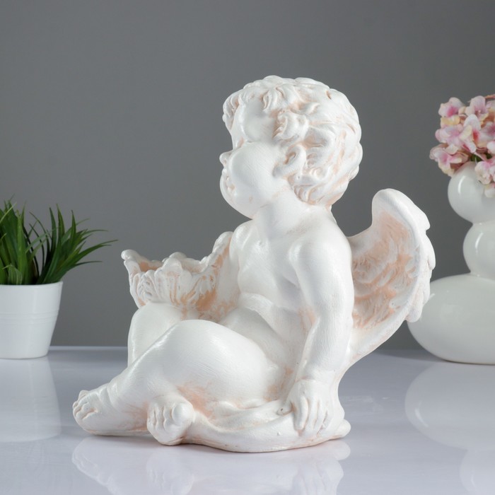 Подсвечник "Ангел с цветком в руке" бежевый