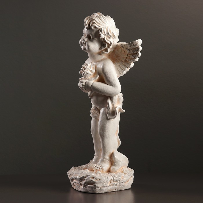 Фигура "Ангел с розой стоя" бежевый