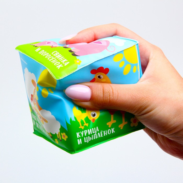 Мягкий кубик «Мамы и малыши» со свистулькой, размер 7х7 см, для купания