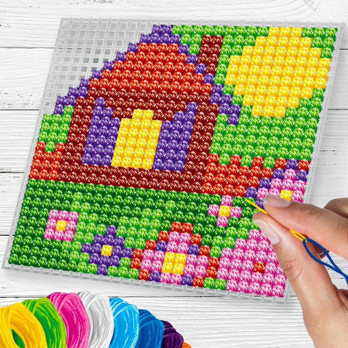 Вышивка на пластиковой канве &quot;Домик&quot;, 10 х 10 см