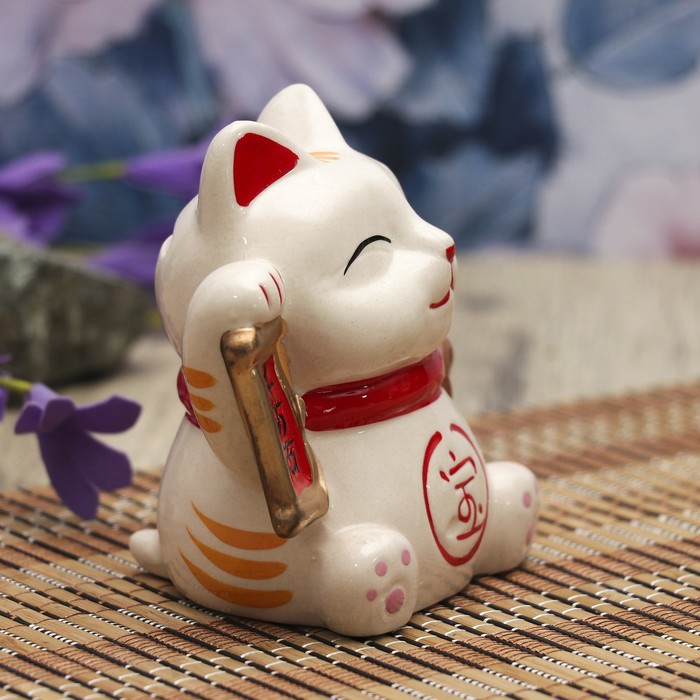 Копилка керамика "Манеки-неко к деньгам и счастью" МИКС 10х9,5х7 см