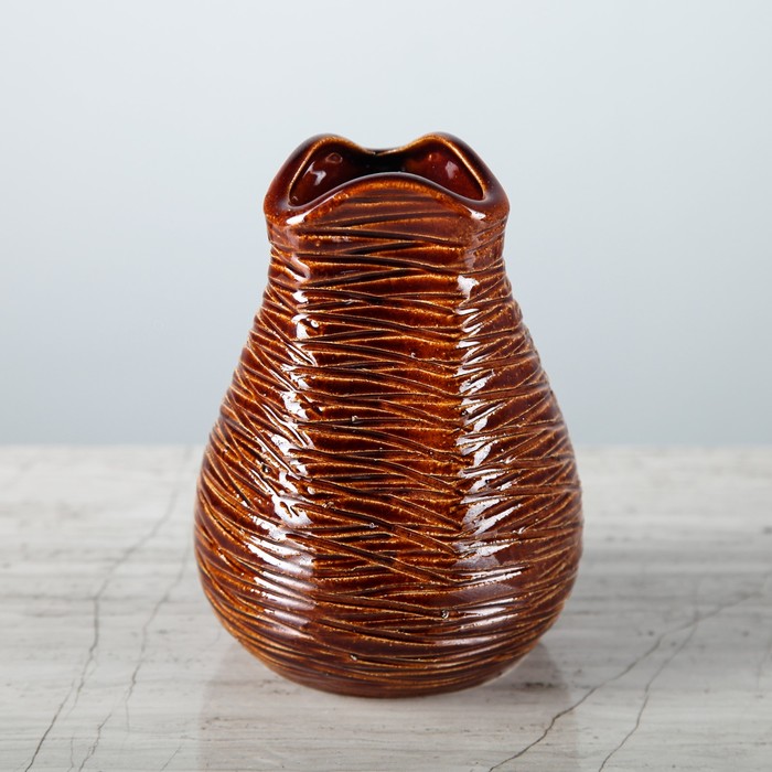 Ваза "Бутончик" коричневая