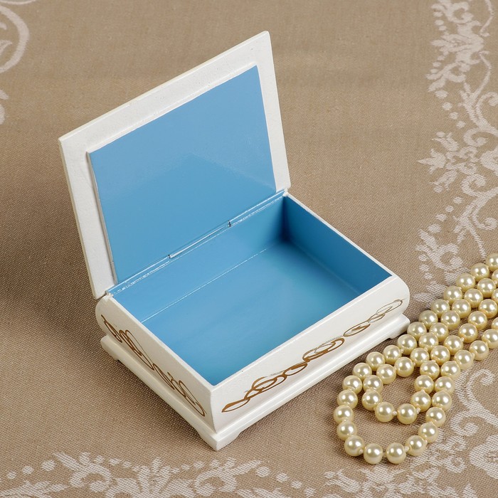 Шкатулка «Синички на ветке», белая, 8×10,5 см, лаковая миниатюра