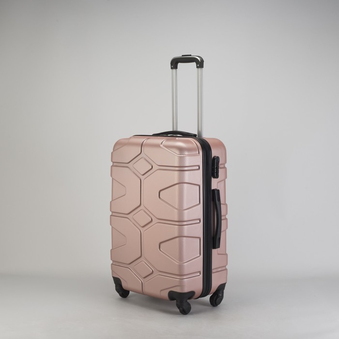 Чемодан средний "Доспехи" 24", отдел на молнии, кодовый замок, 4 колеса, цвет пудровый